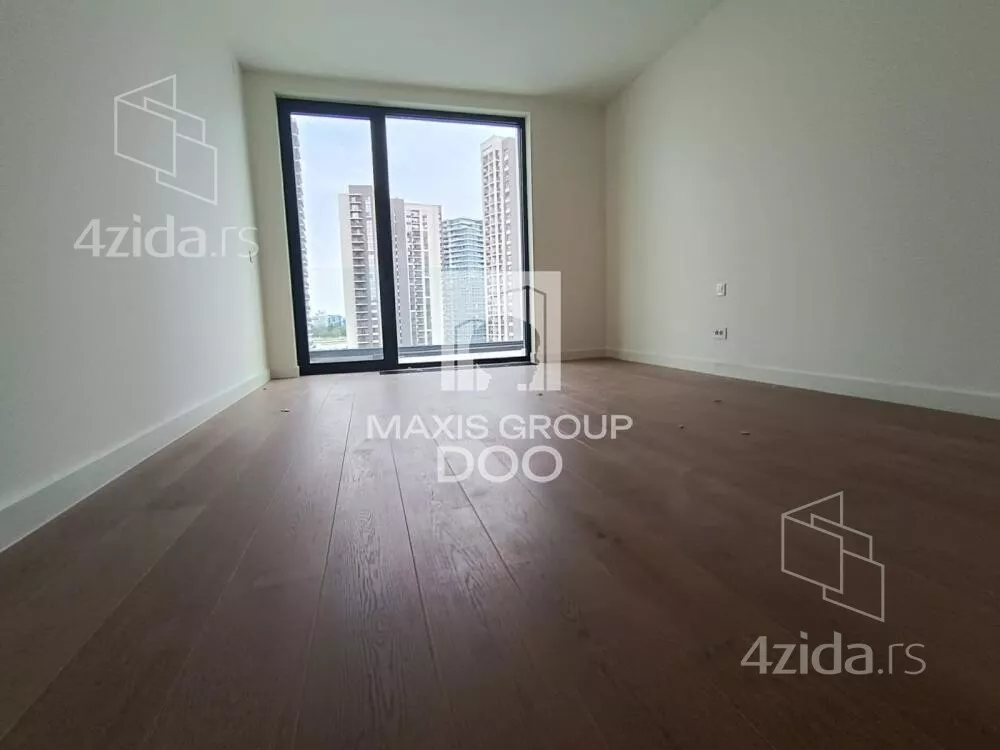 Šestosoban stan | 4zida