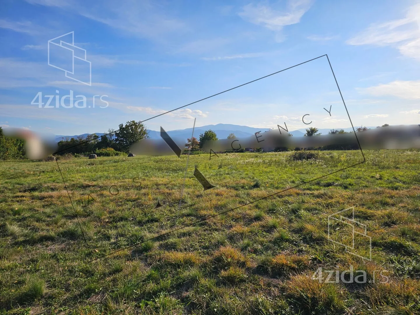 Građevinsko zemljište | 4zida