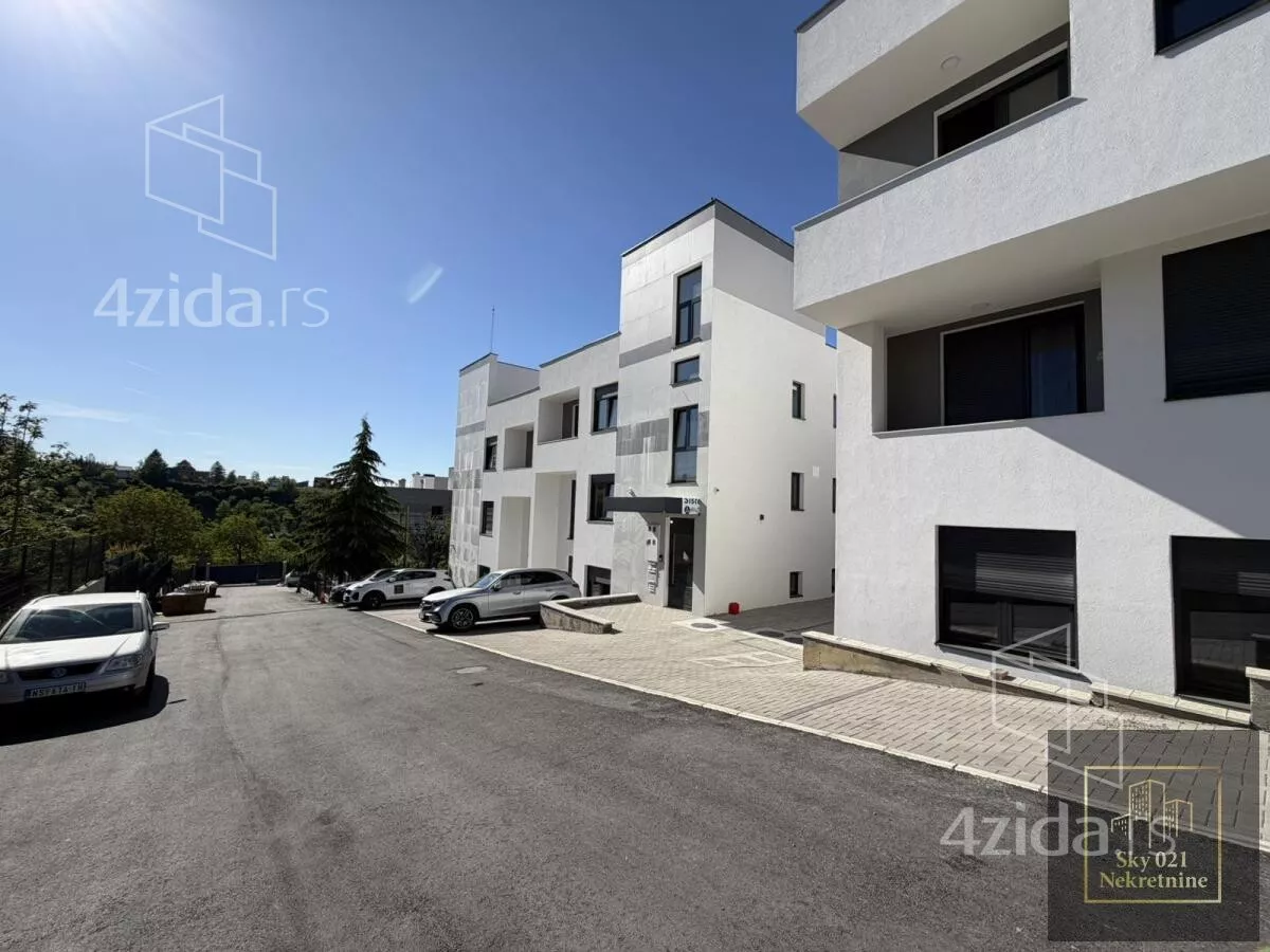 Troiposoban stan | 4zida