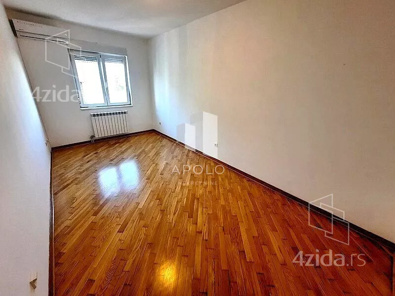 Kancelarija | 4zida