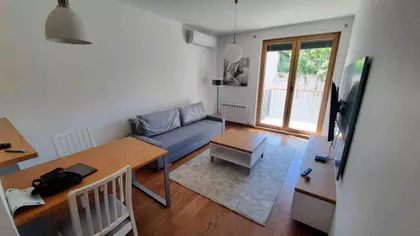 Cara Uroša | 4zida.rs