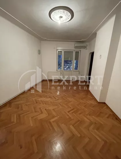 Obrenovićeva | 4zida.rs