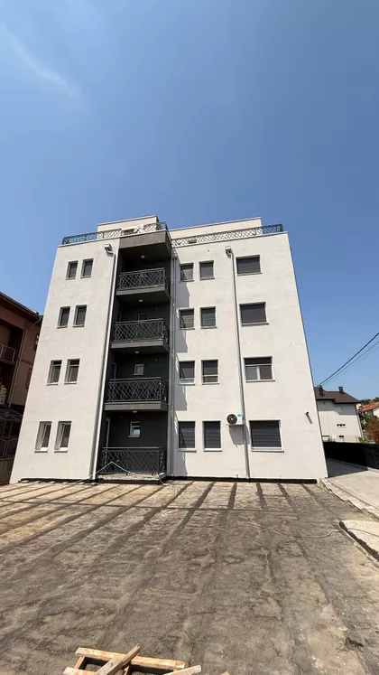 Gradske lokacije | 4zida.rs