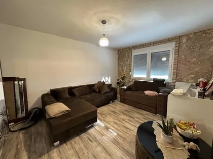 Sare Bernar | 4zida.rs