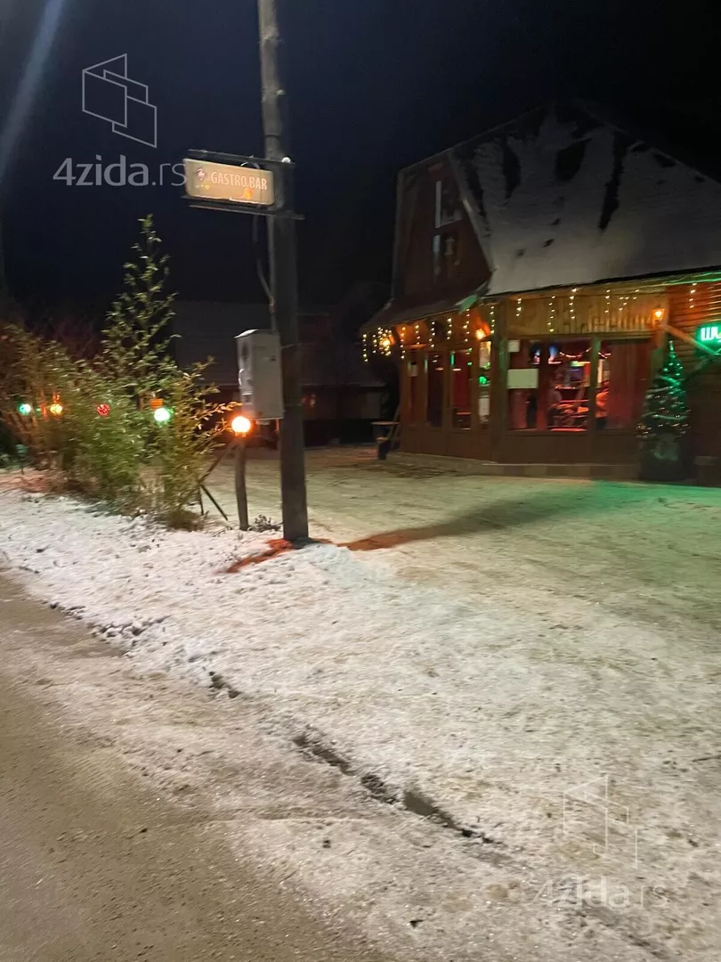 Turistički objekat | 4zida
