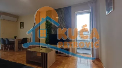 Momčila Milovanovića | 4zida.rs