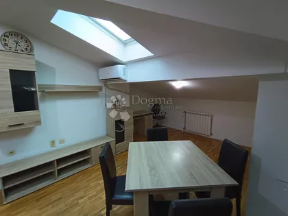 Svetosavska | 4zida.rs