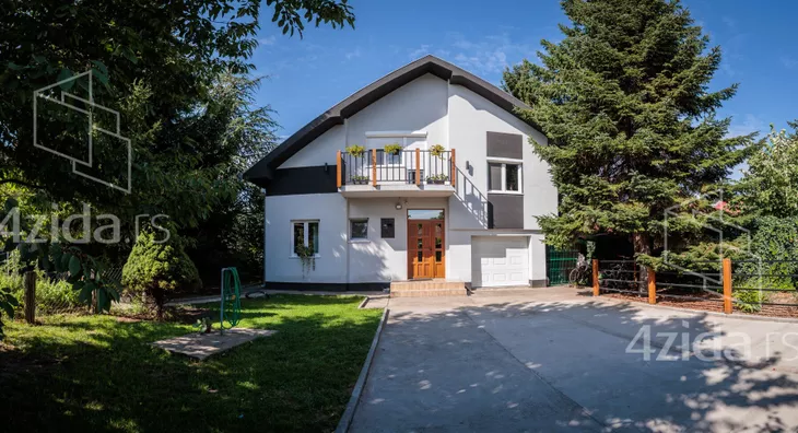 3-etažna kuća | 4zida