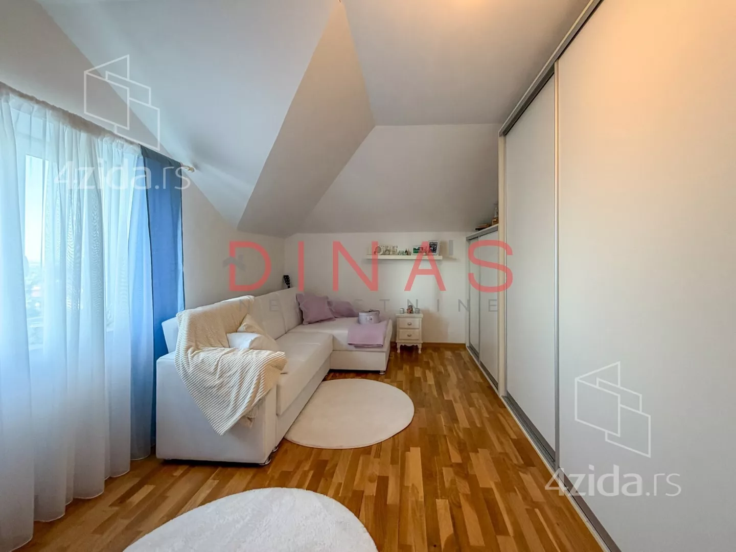 Kuća | 4zida