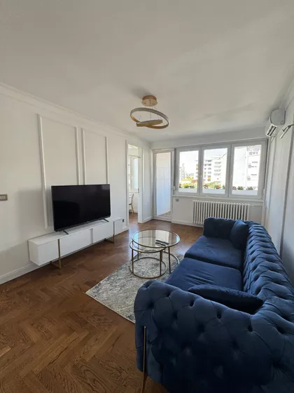 Crveni Krst Vračar | 4zida.rs