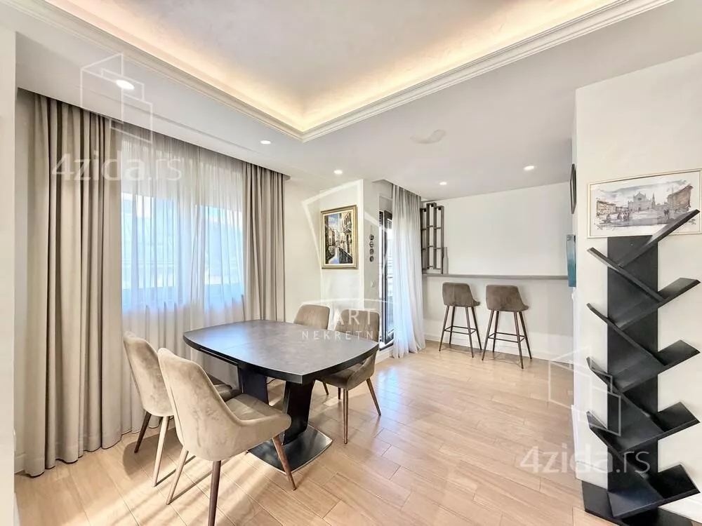 Troiposoban stan | 4zida