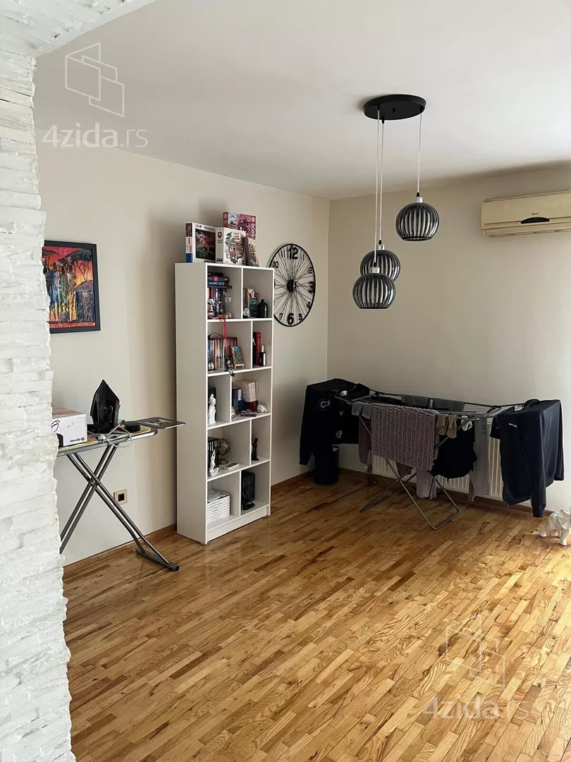 4-etažna kuća | 4zida