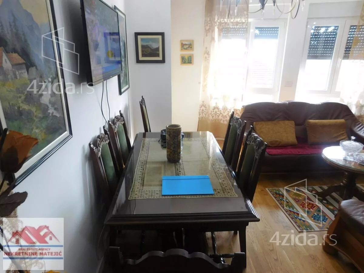 Dvoiposoban stan | 4zida