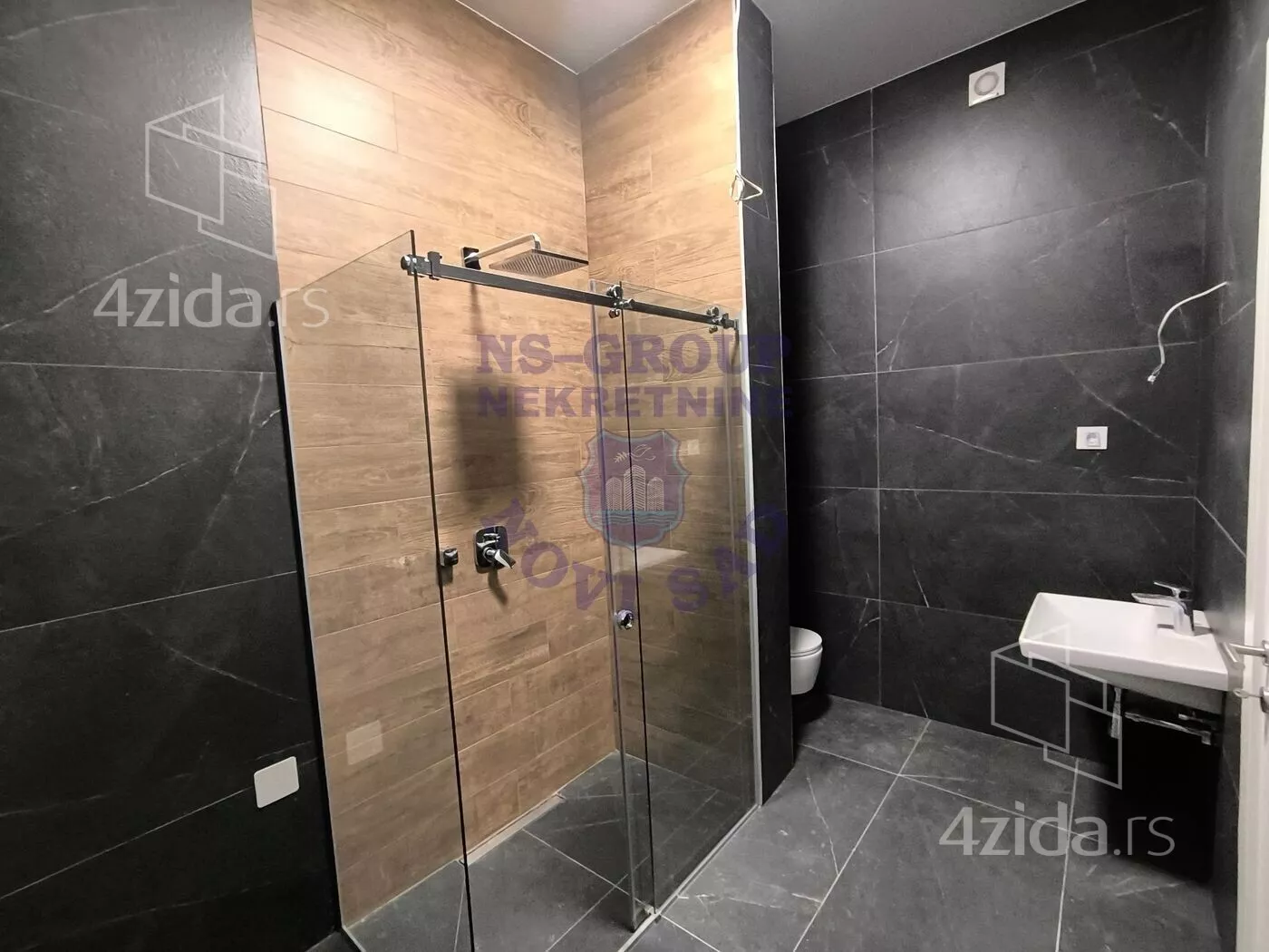 Petosoban stan | 4zida