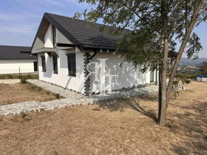 Nemenikuće | 4zida.rs