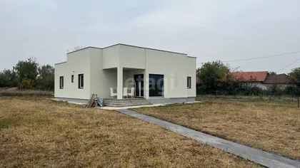 Milenka Zablaćanskog | 4zida.rs