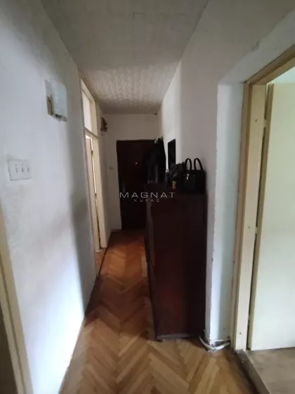 Dejana Smiljkovića | 4zida.rs