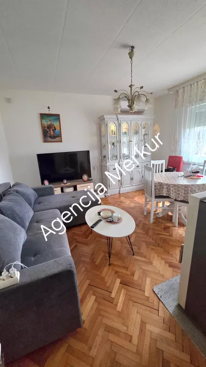 Gradske lokacije | 4zida.rs