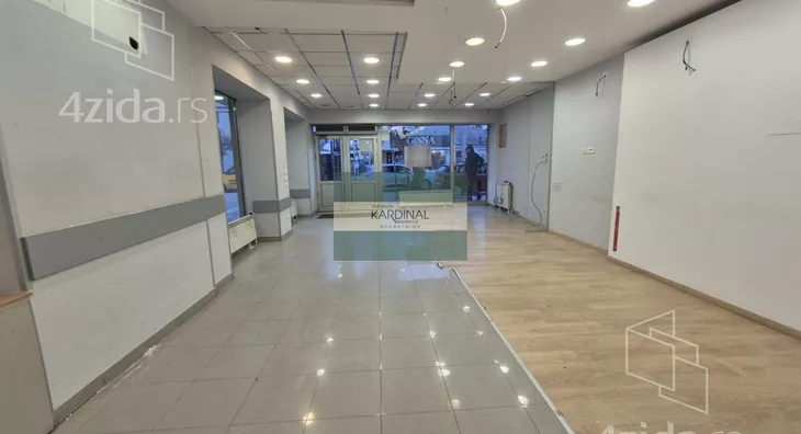 Poslovni prostor | 4zida