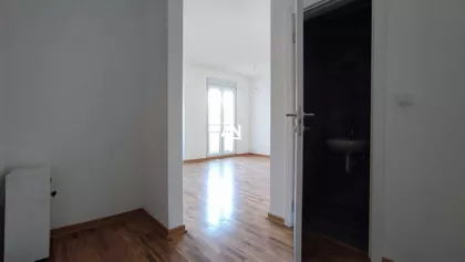 Kraljice Jelene | 4zida.rs