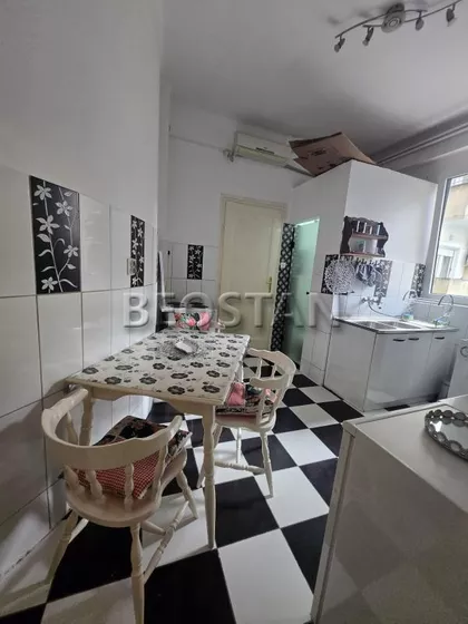 Knez Mihailova | 4zida.rs