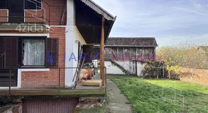 3-etažna kuća | 4zida