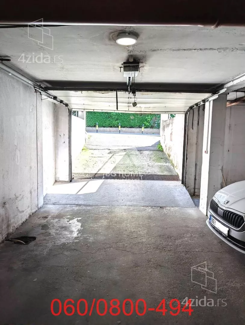 Garaža | 4zida