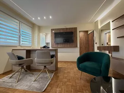 Studentska | 4zida.rs