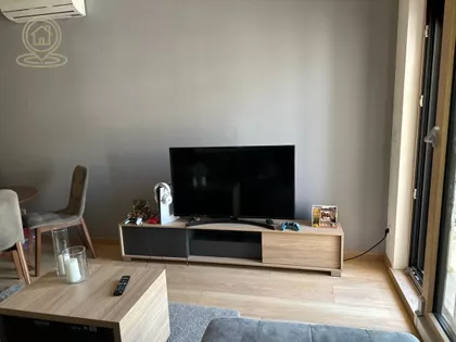 Crveni Krst Vračar | 4zida.rs