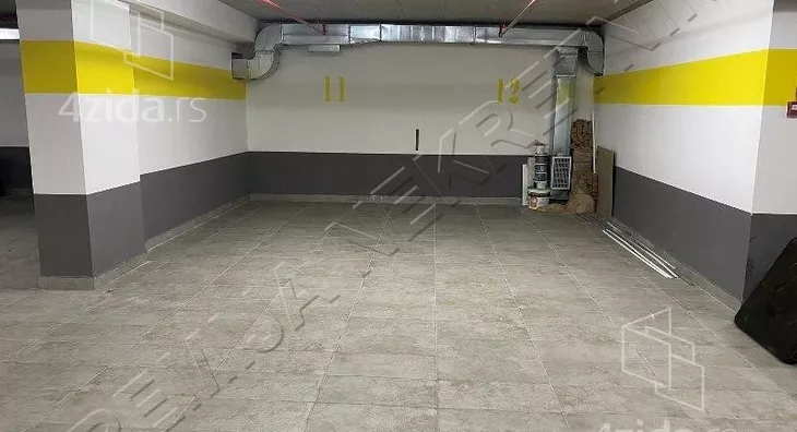 Garaža/Parking | 4zida