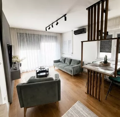 Rucovićeva | 4zida.rs
