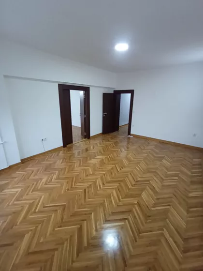 Pavla Papa | 4zida.rs