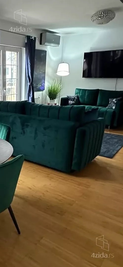 Troiposoban stan | 4zida