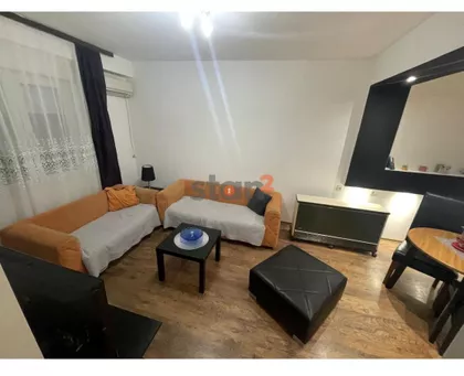 Dušanov Bazar | 4zida.rs