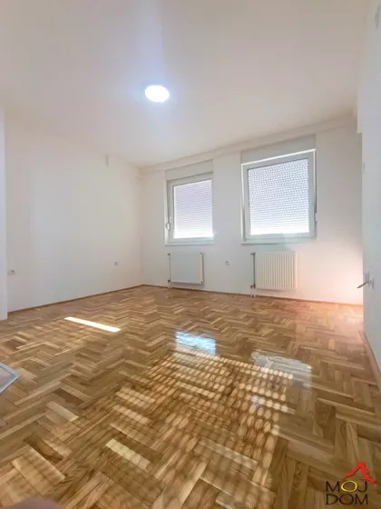 Bulevar Patrijarha Pavla (Somborski Bulevar) | 4zida.rs