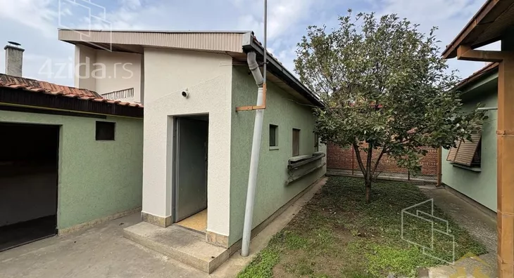 Kuća | 4zida