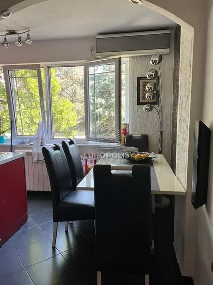 Prvomajska | 4zida.rs