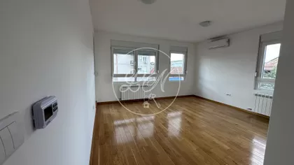 Milice Rakić | 4zida.rs