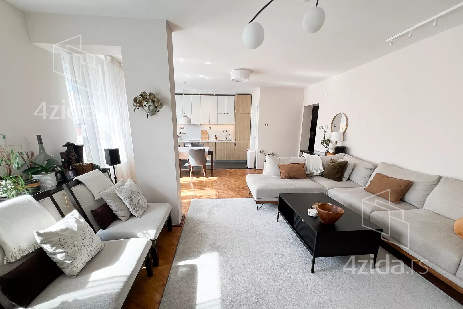 Četvorosoban stan | 4zida