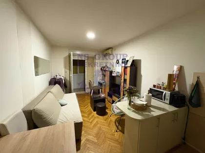 Hadži Ruvimova | 4zida.rs