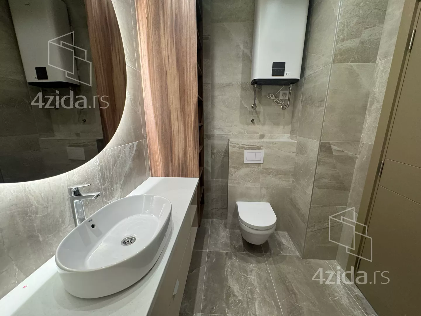 Petosoban stan | 4zida