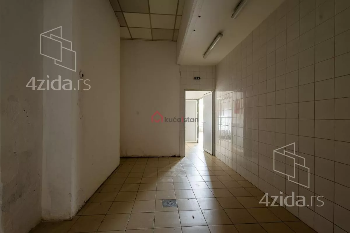 Lokal | 4zida