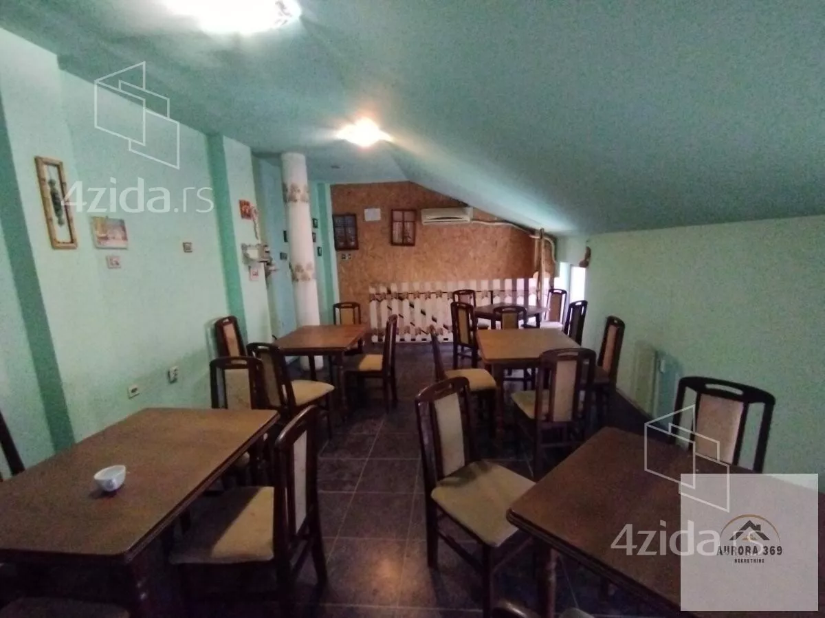 Lokal | 4zida