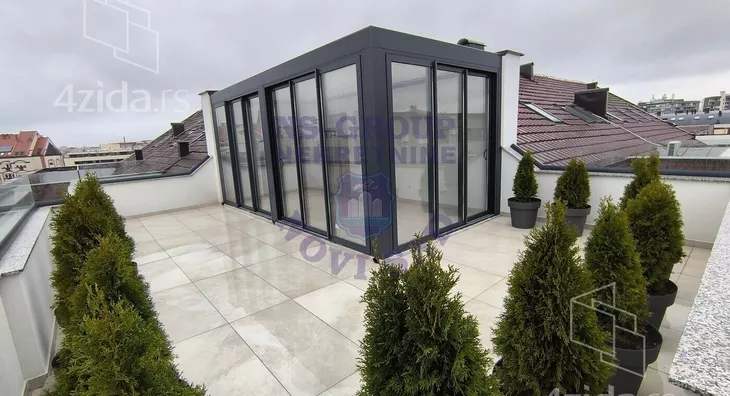 Petosoban stan | 4zida