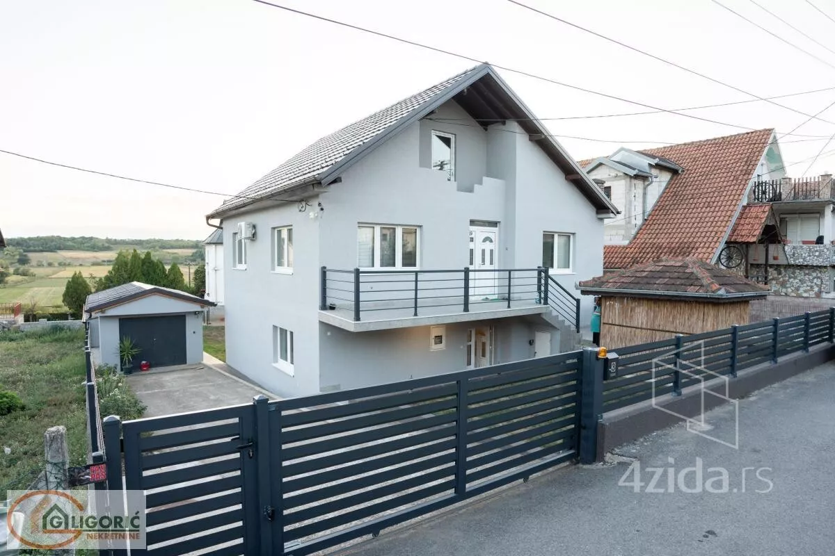 Kuća | 4zida