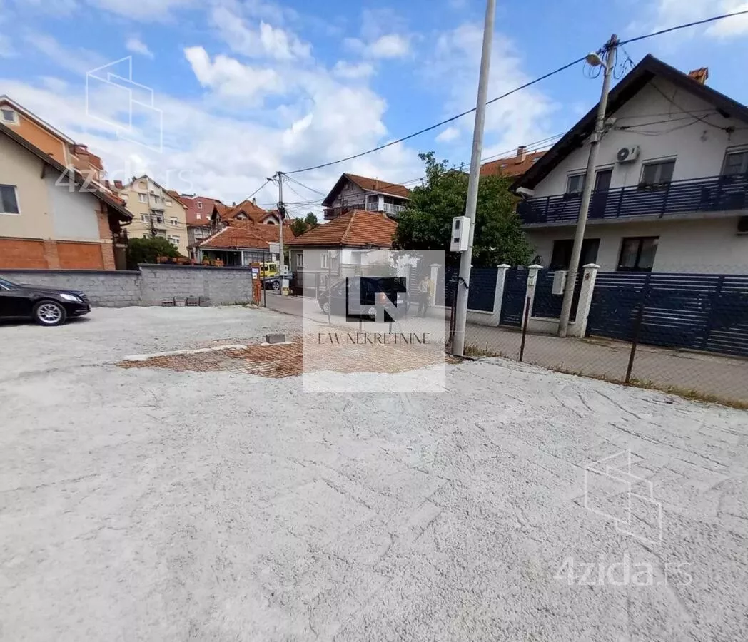 Plac | 4zida