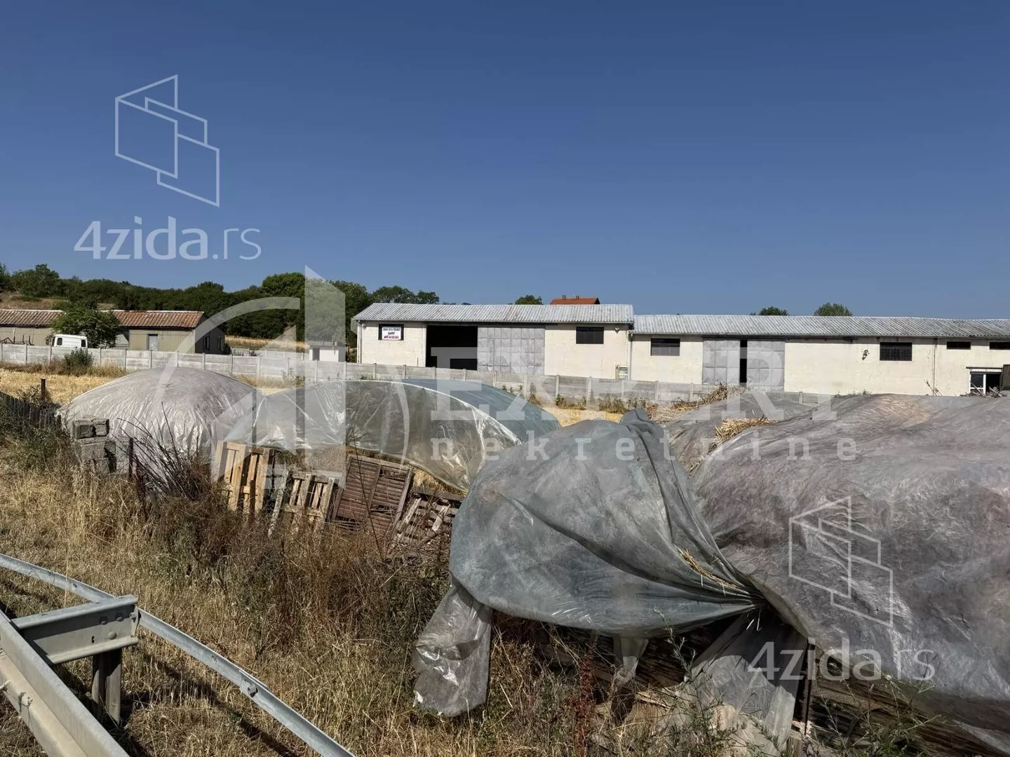 Lokal | 4zida