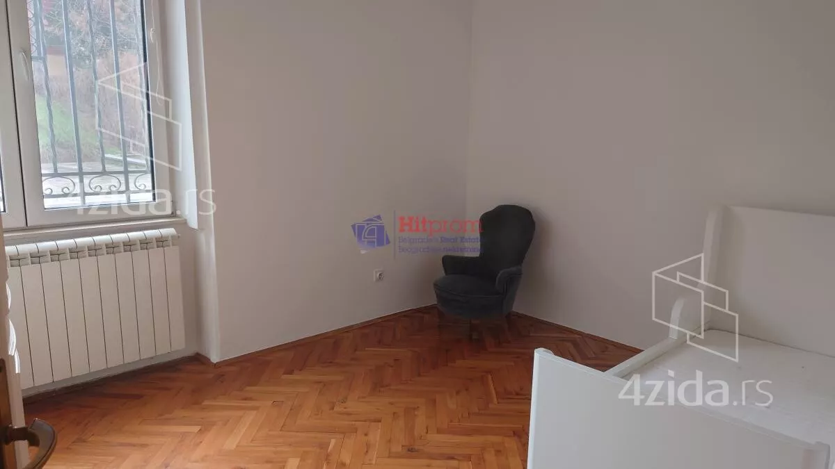 Šestosoban stan | 4zida