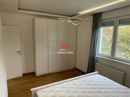 Desanke Maksimović | 4zida.rs