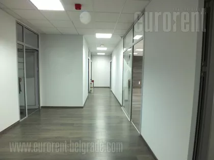 FONTANA | 4zida.rs